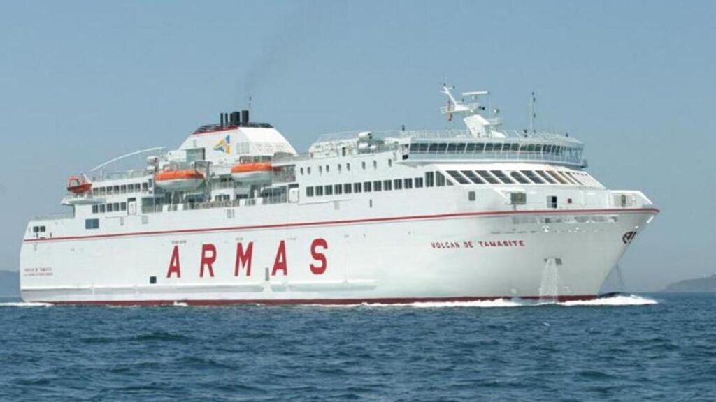 naviera armas opusci port huelva i skoncentruje swoje trasy z wyspami kanaryjskimi w kadyksie