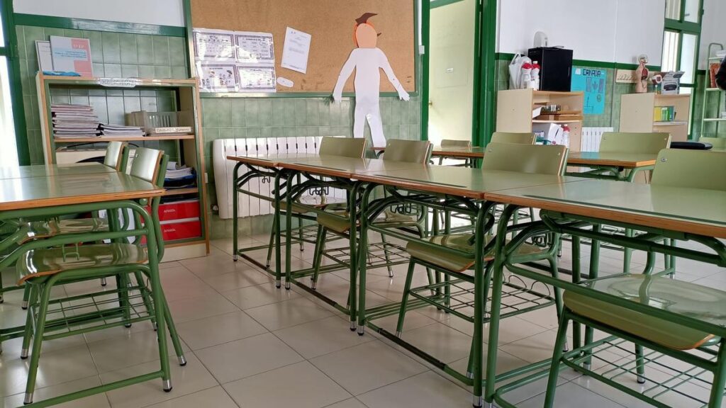 rada szkolna wysp kanaryjskich sprzeciwia sie powszechnemu powtarzaniu klas przez uczniow