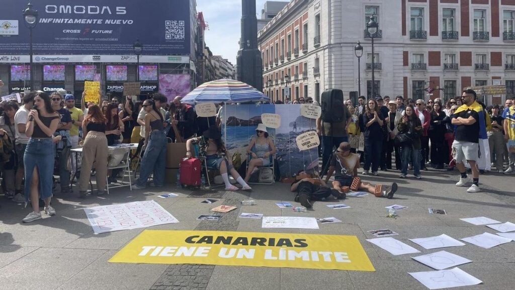 protest canarias ma limit przybywa do madrytu mieszkam na archipelagu gdzie rzadza turysci a ludzie umieraja