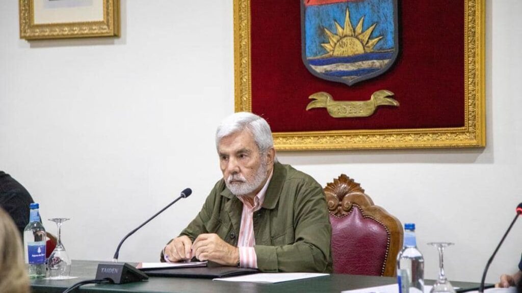 burmistrz adeje psoe uwaza ze cuna del alma to dobry projekt wiec bedzie musial byc kontynuowany
