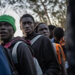 pp zaostrza kurs wobec imigrantow rzad kanarii w panice