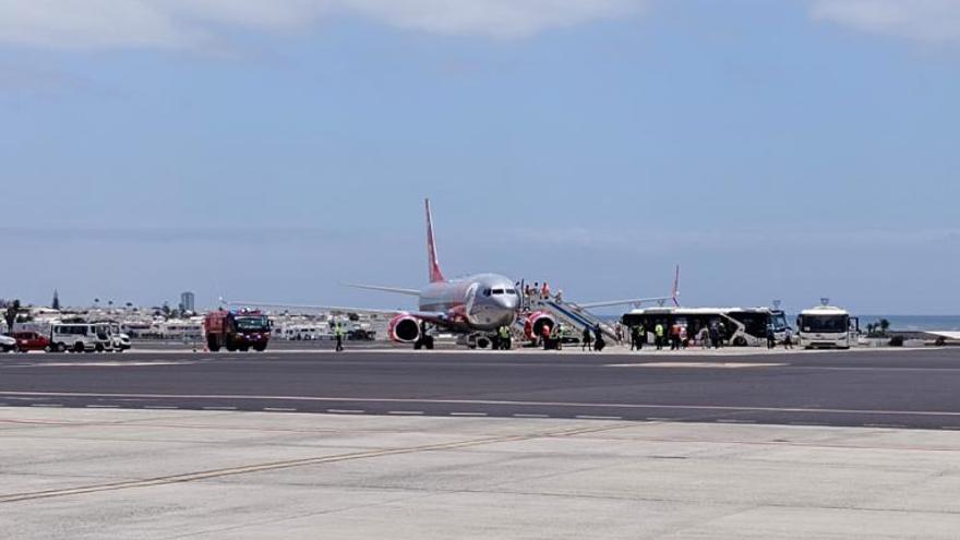 samolot Jet2 Lanzarote awaria