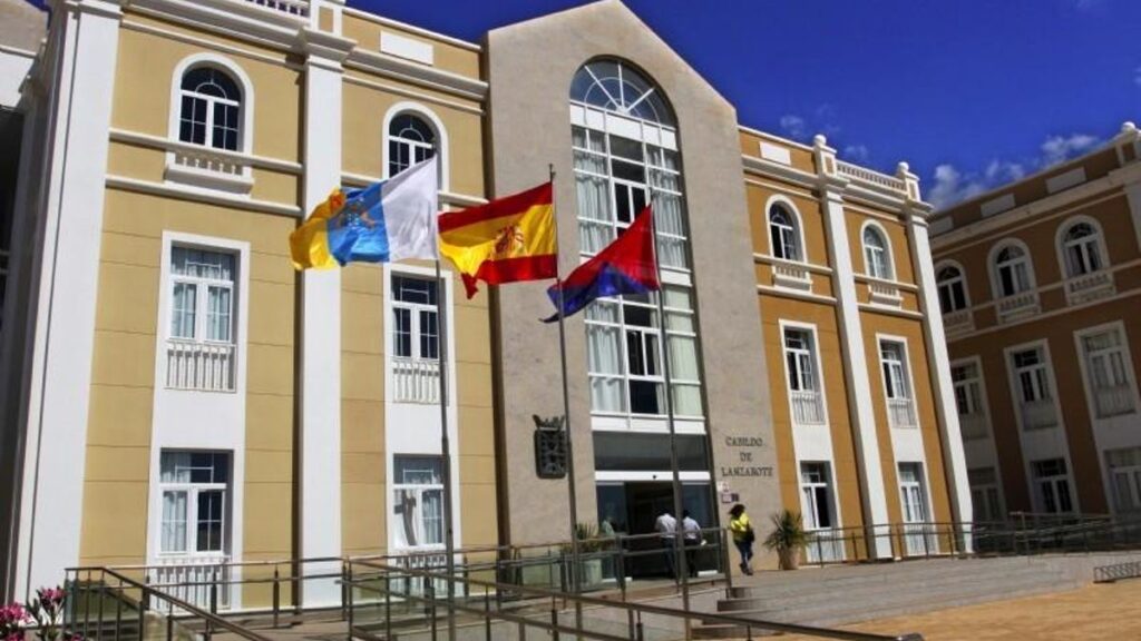 kryzys polityczny na lanzarote pp chce oglosic sancheza persona non grata