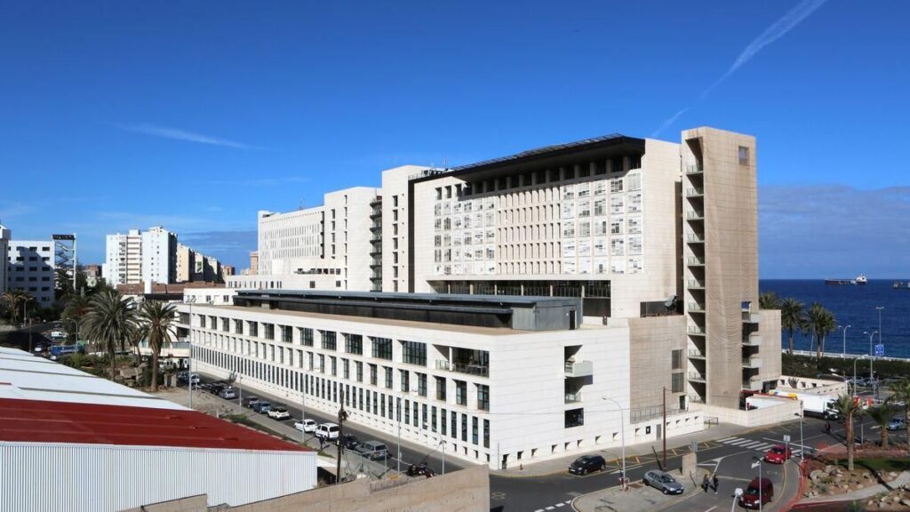 9 mln euro na remont elewacji szpitala wyspiarskiego