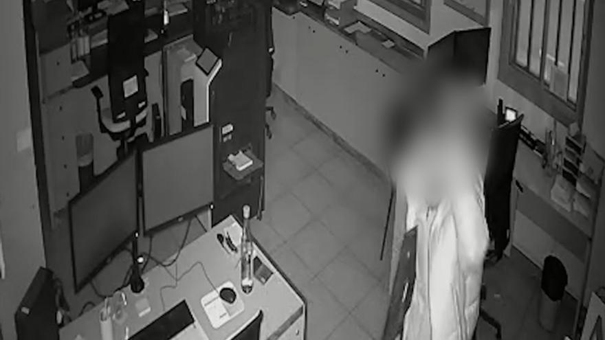 zlodziej pajak zatrzymany na gran canarii kamery nagraly wszystko