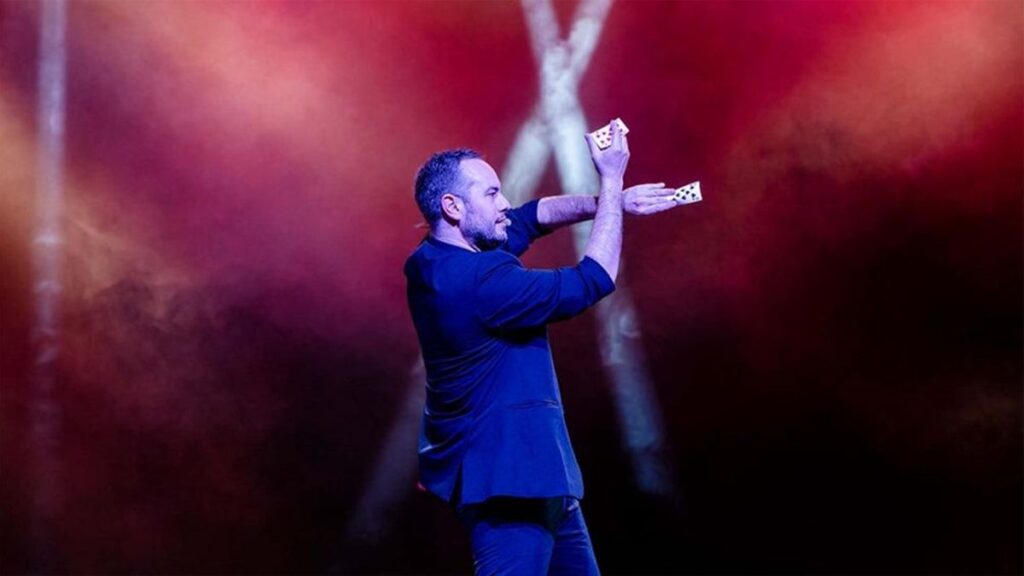 jorge blass powraca na wyspy kanaryjskie z show ilusionarte