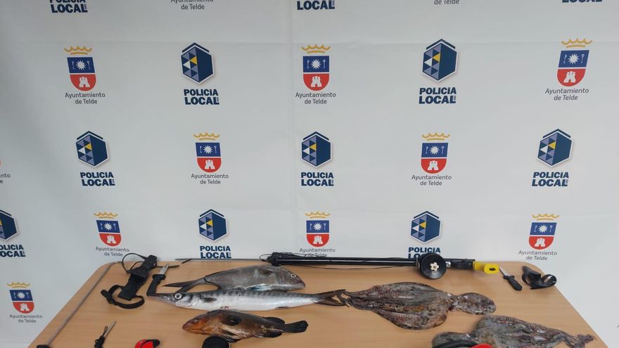 policja zatrzymala nielegalnych rybakow na gran canarii
