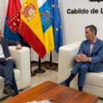 sanchez przerwal wakacje dla migrantow z kanarow