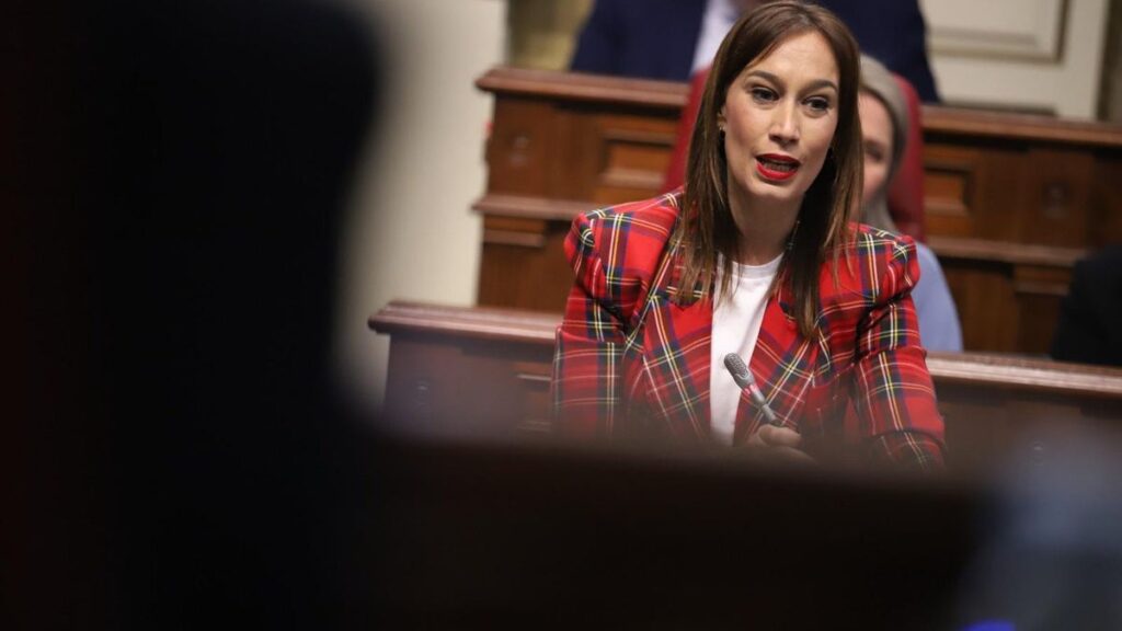 PSOE krytykuje chaos w szkołach podczas upałów na Wyspach