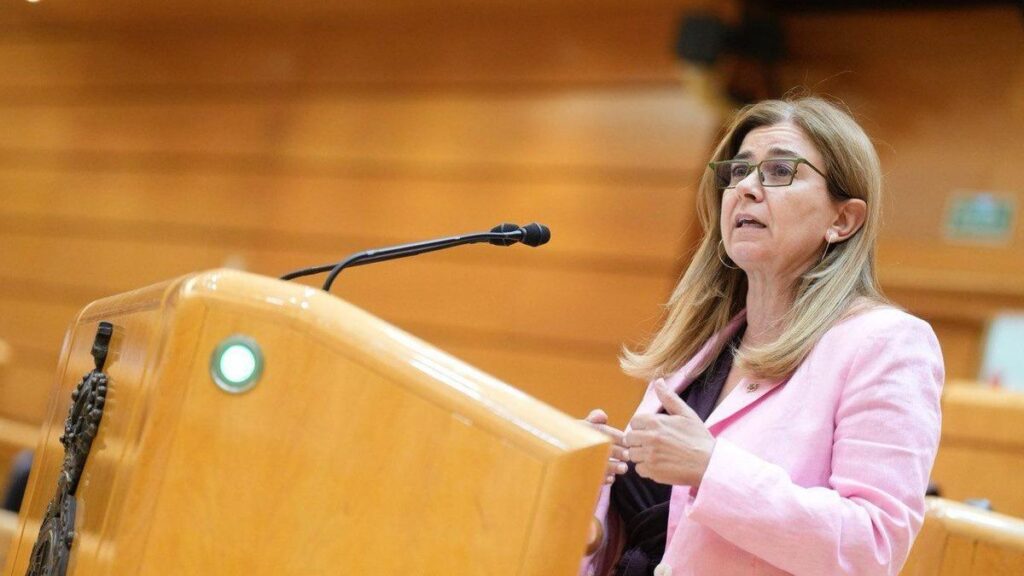 senator zada rachunkow za wakacje sancheza na lanzarote
