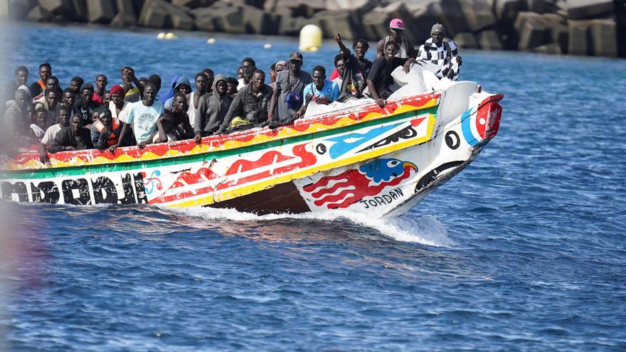 230 migrantów dotarło do portu La Restinga na El Hierro