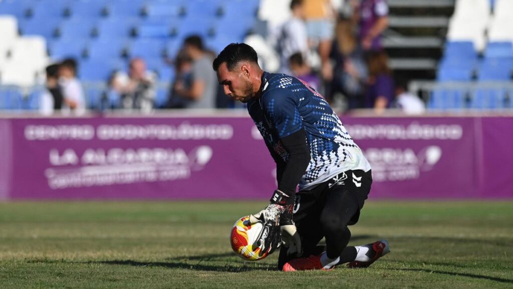 Bramkarz CD Tenerife: Boisko w Cáceres zagrażało zdrowiu
