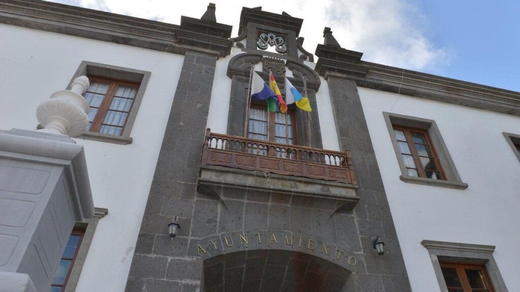 Masowe odejście radnych PP na El Hierro. Partia traci niemal całą reprezentację