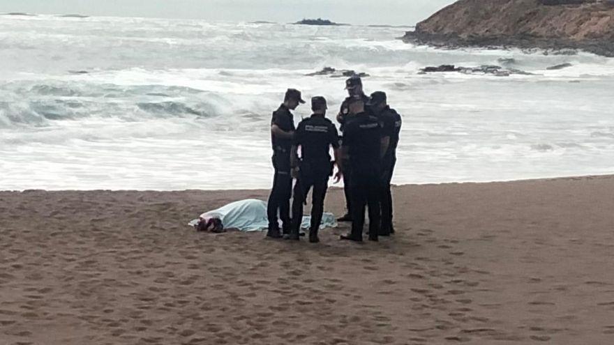 Tragedia na plaży Salinetas utonął 75 letni mężczyzna