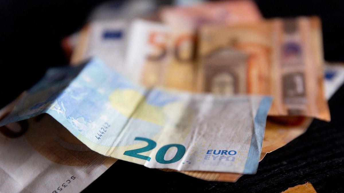 średnie wynagrodzenie Wyspy Kanaryjskie