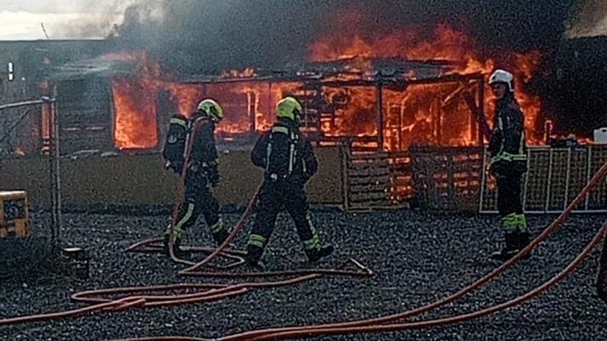 pożar ciężarówek Gran Canaria