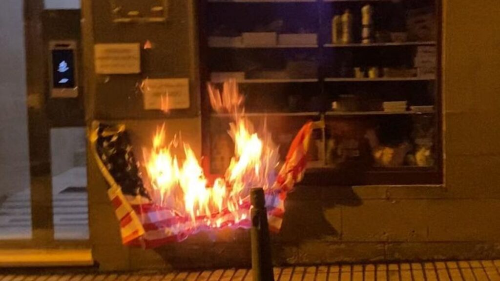 protest flaga usa konsulat las palmas gran canaria wenezuela