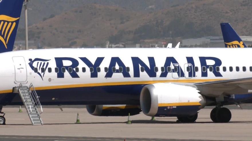 ryanair turbulencje powrot awaryjny birmingham