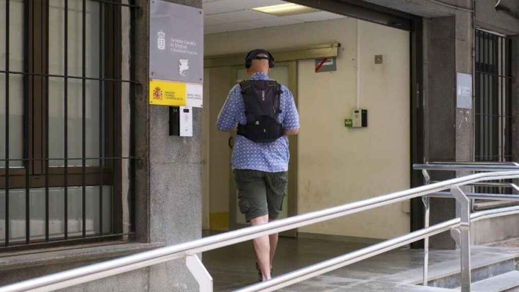 sankcje dla bezrobotnych wyspy kanaryjskie protesty zwiazkow