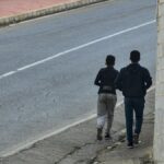 nieletni migranci rezygnuja z azylu by zostac na kanarach