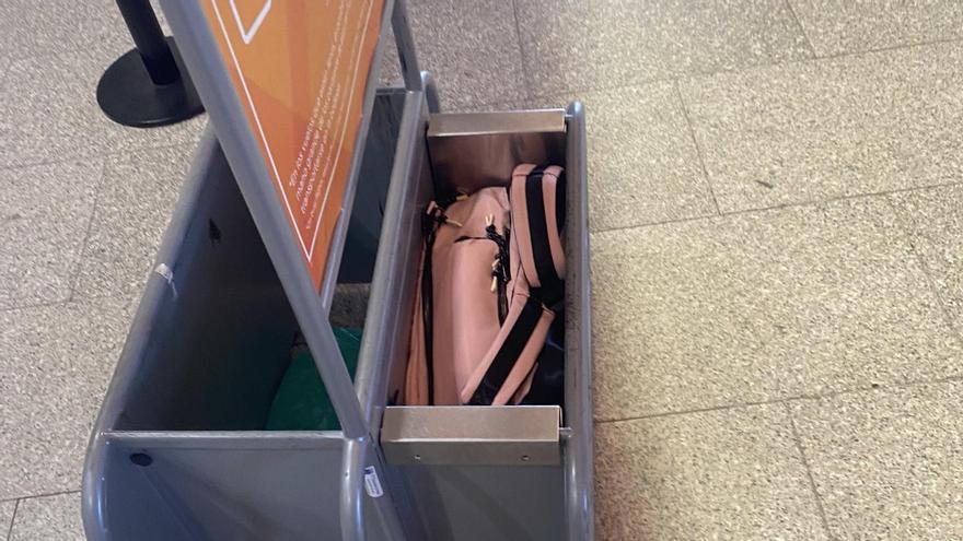 oplata za bagaz podreczny easyjet kontrowersje teneryfa