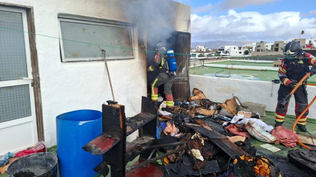 pozar domu tinajo lanzarote ugaszony