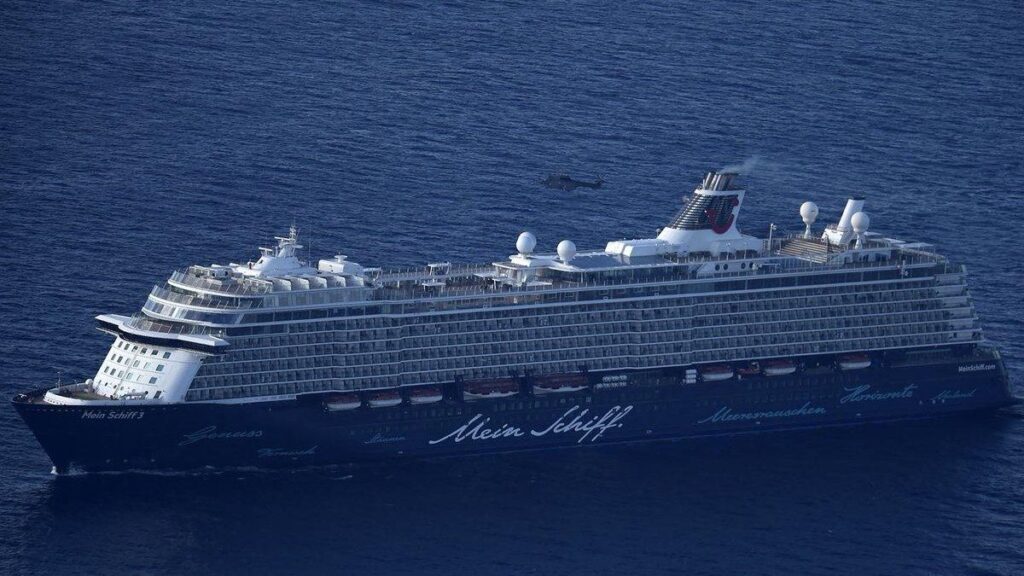 ratunek medyczny statku gran canaria helikopter