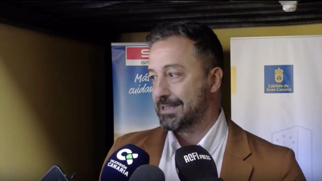 grozby i wyzwiska w radzie telde burmistrz zada przeprosin