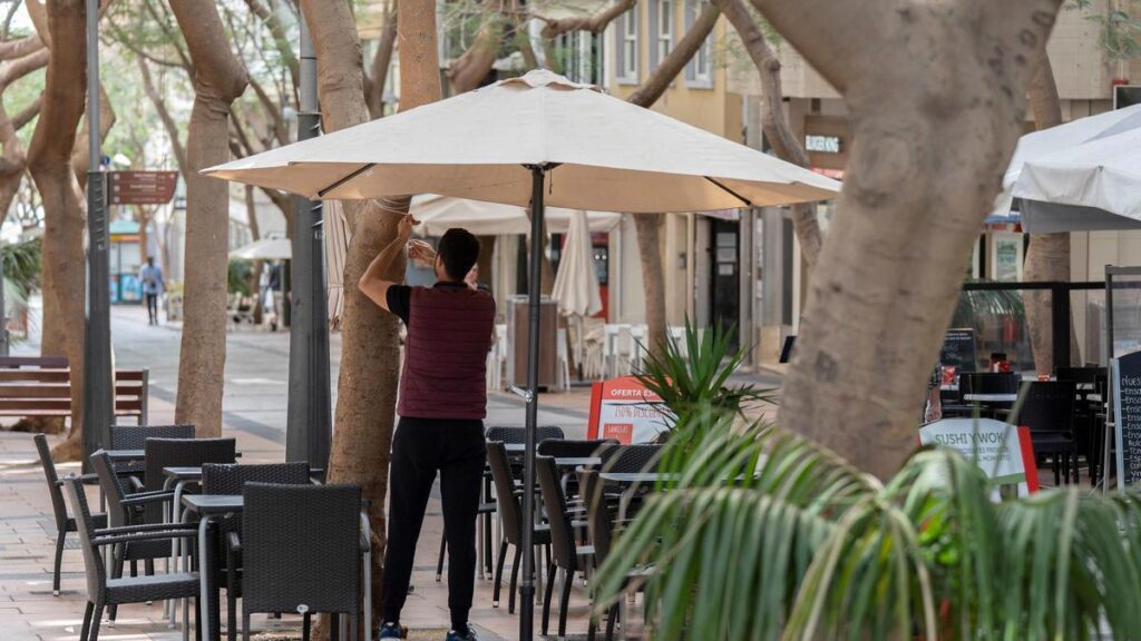 migracje zarobkowe wyspy kanaryjskie dane sepe 2025