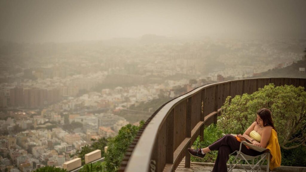 superkalima opuszcza wyspy kanaryjskie odwolania lotow