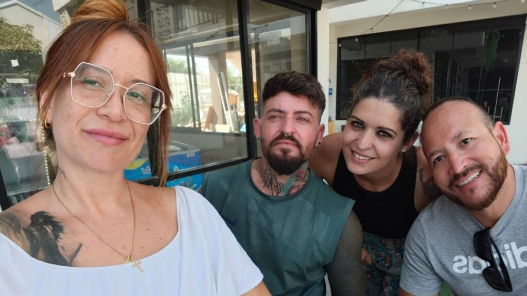 tinerfenczycy uwiezieni w tajlandii wojna odwolane loty