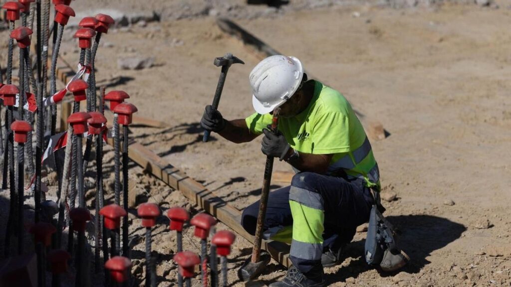 chaos przed regularizacja imigrantow kanary