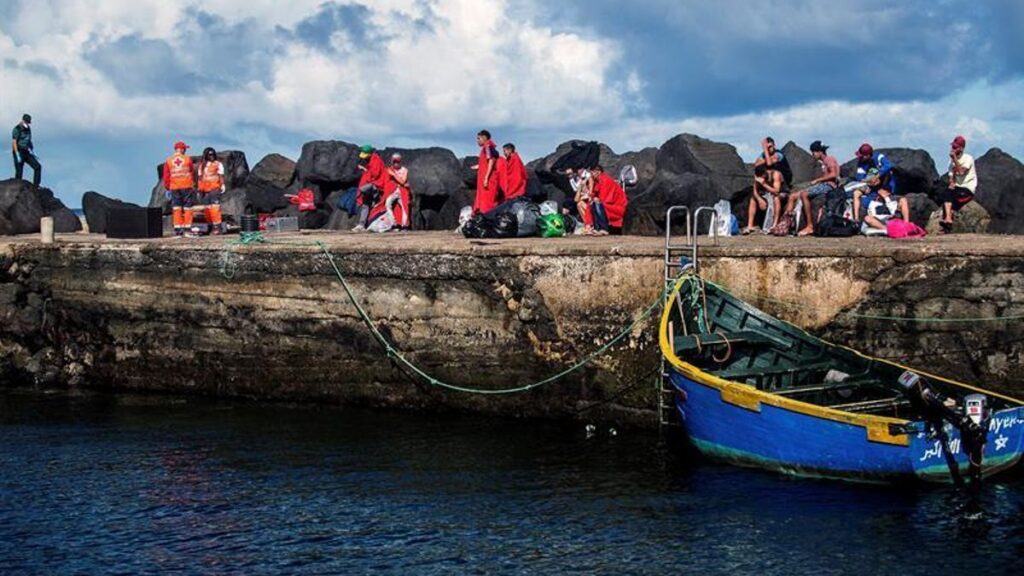 cztery lodzie migrantow w cztery dni akcje ratunkowe kanary