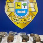 haszysz w koszu na plazy fuerteventura