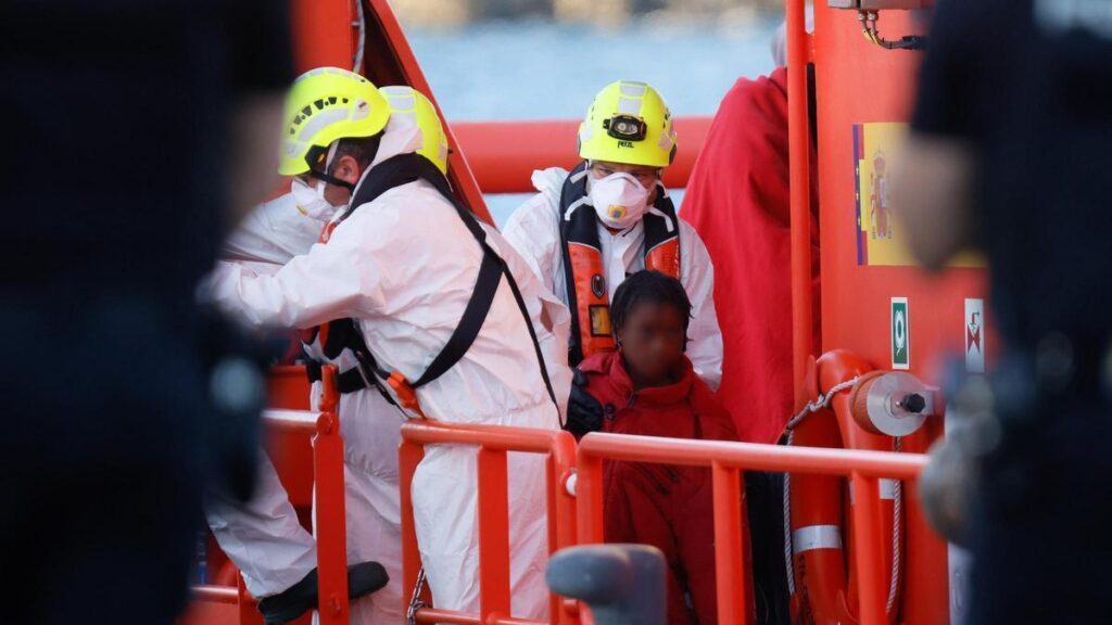 regularizacja imigrantow wyspy kanaryjskie wyzwanie