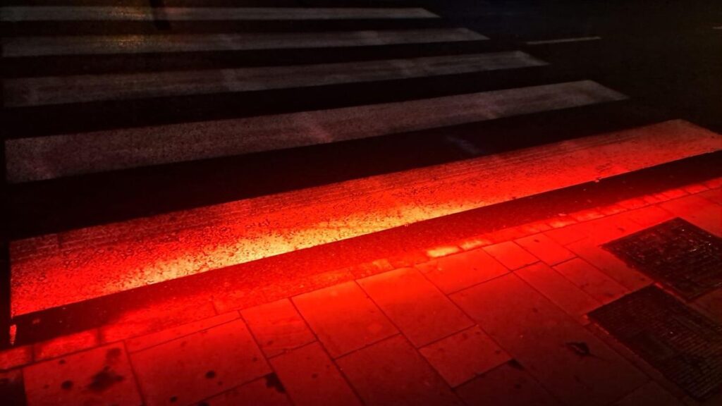 sygnalizator swietlny dla pieszych telefon la laguna