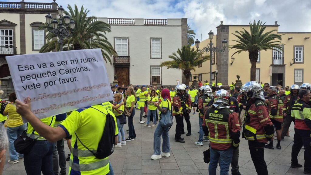 strajk strazakow las palmas warunki pracy