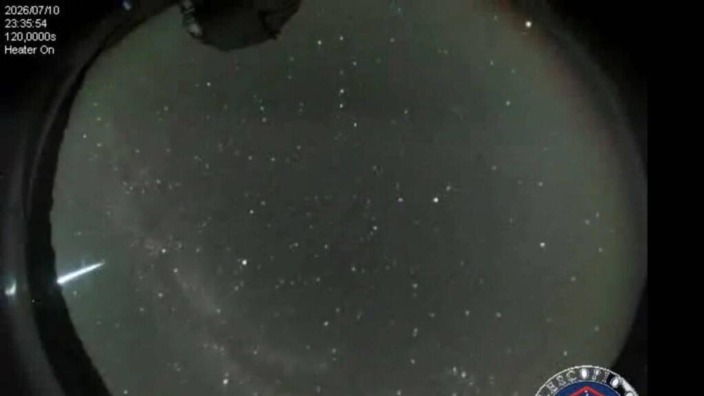 zielony bolid kanary niebo astronomowie