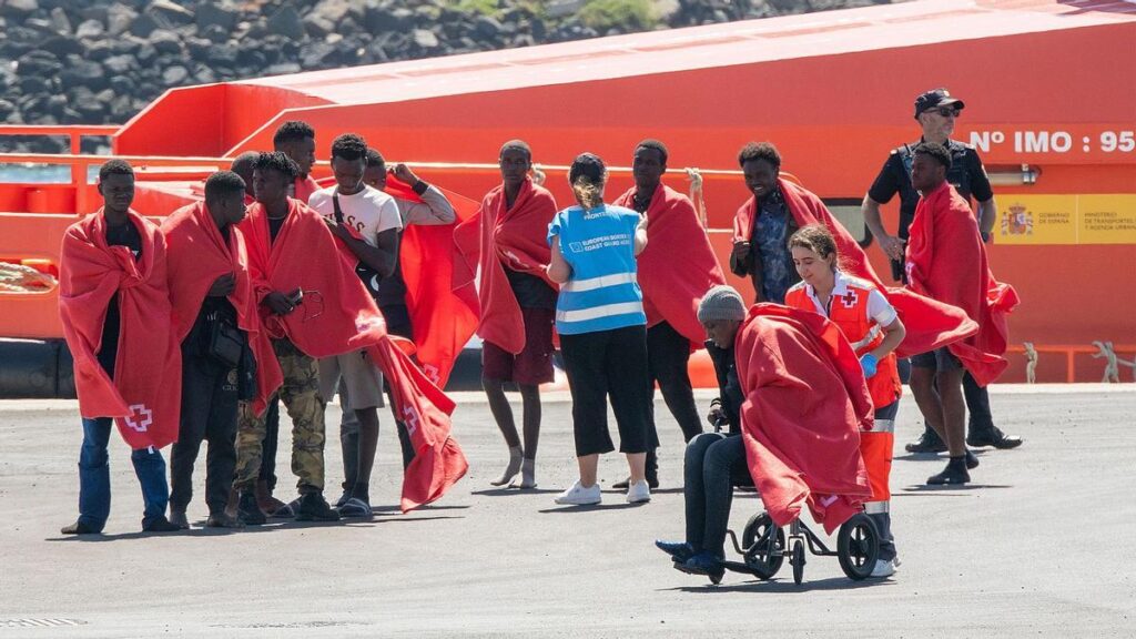 mniej migrantow zostalo na wyspach kanaryjskich