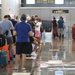 kanaryjskie lotniska wzrost pasazerow sierpien
